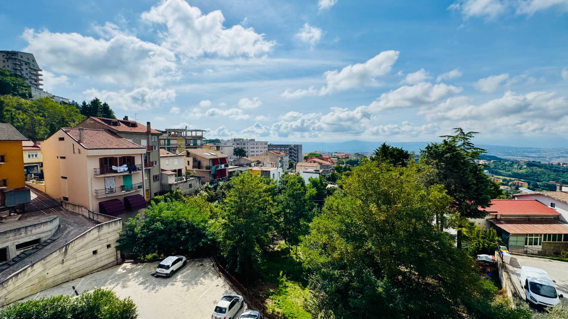 Immagine 23 di Appartamento in vendita  in c/da san tommaso a Ariano Irpino