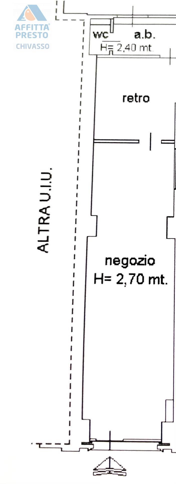 Immagine 12 di Negozio in affitto  in VIA TORINO 48 a Chivasso