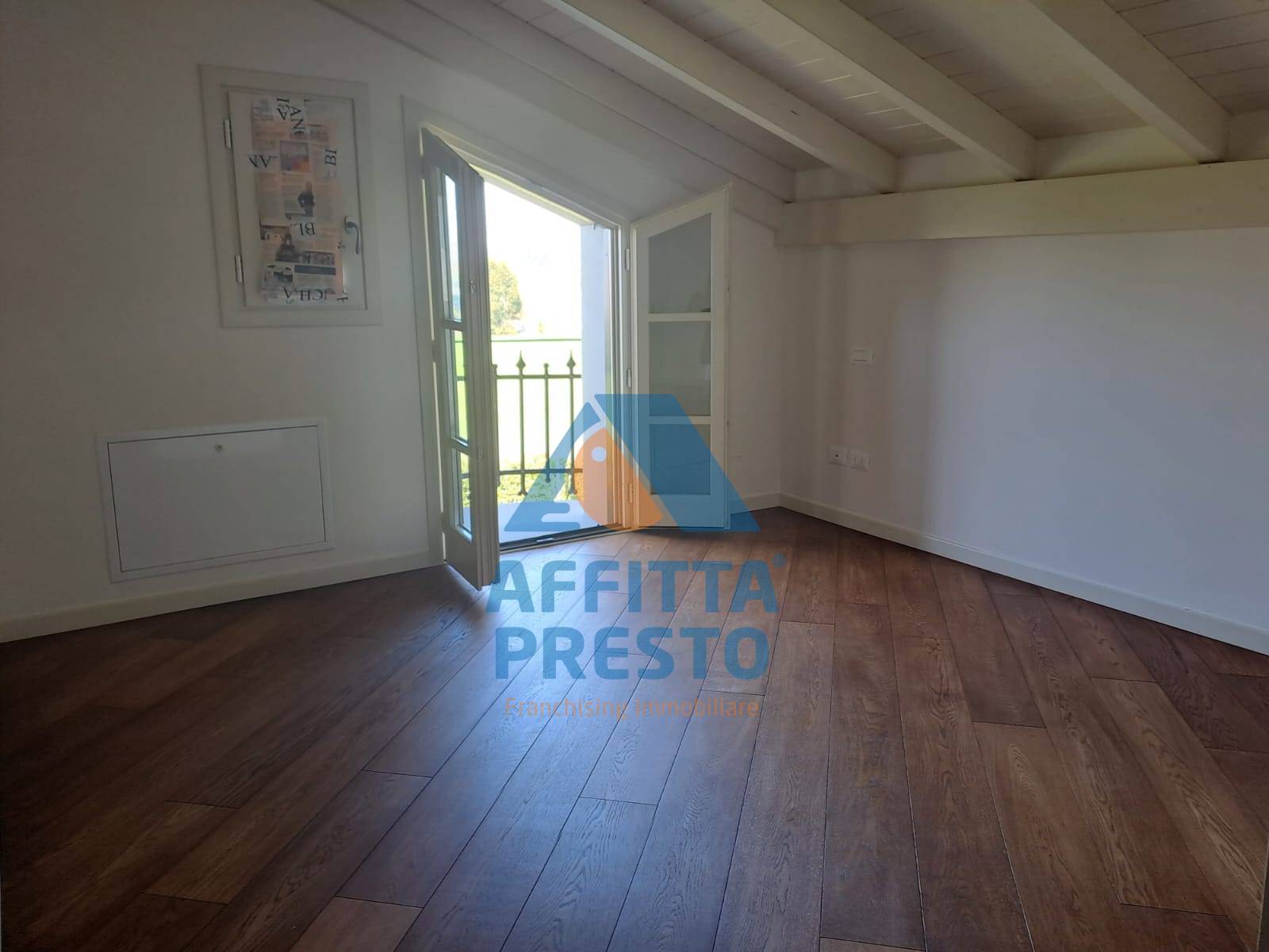 Immagine 9 di Appartamento in vendita  a Empoli