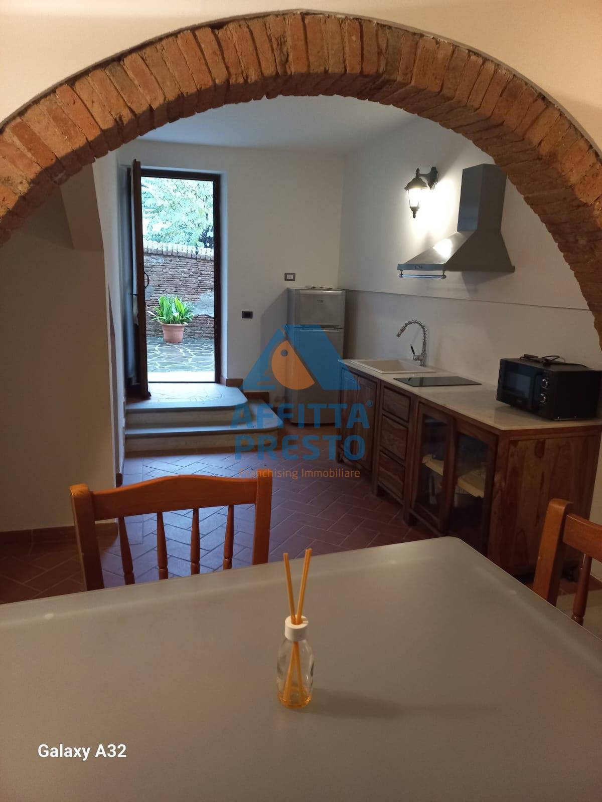 Immagine 10 di Appartamento in affitto  a Castelfiorentino