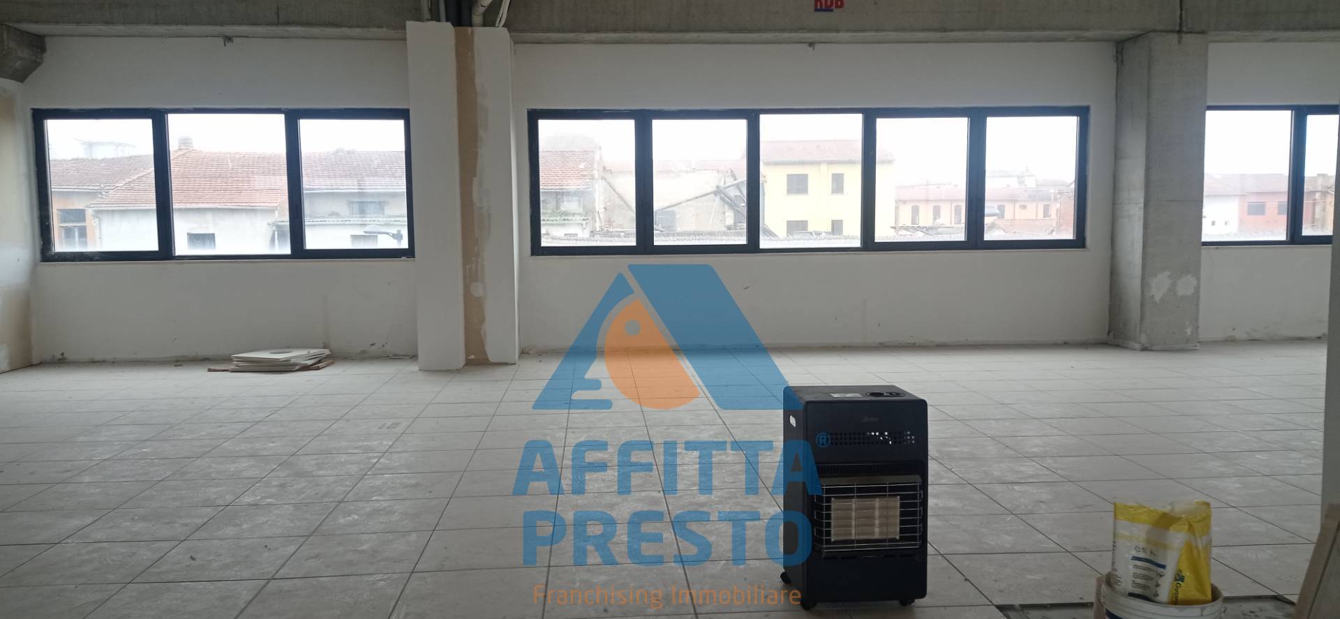 Immagine 3 di Ufficio in affitto  a Santa Croce Sull'arno