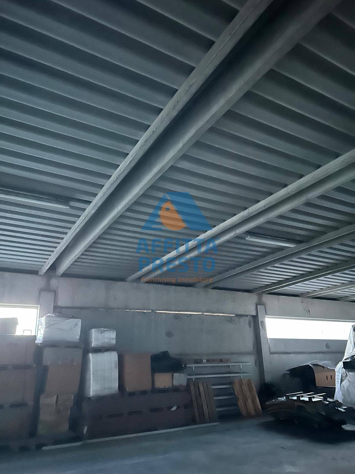 Immagine 2 di Capannone industriale in affitto  a Cerreto Guidi