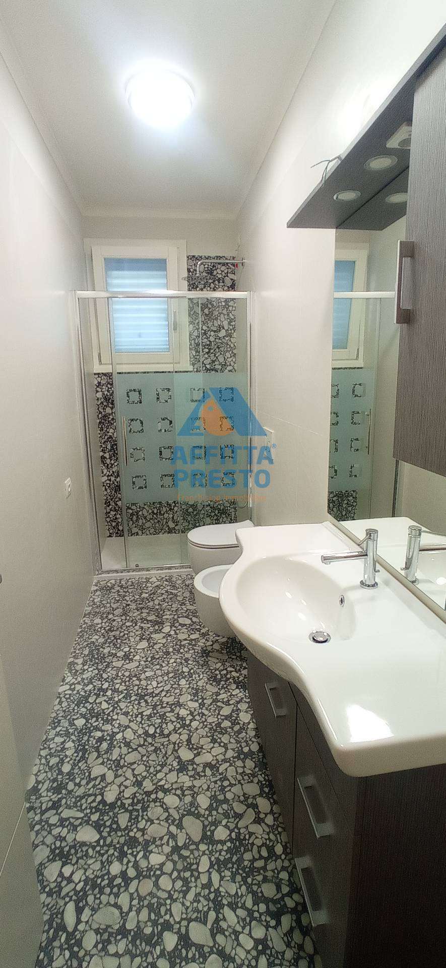 Immagine 6 di Appartamento in vendita  a Empoli