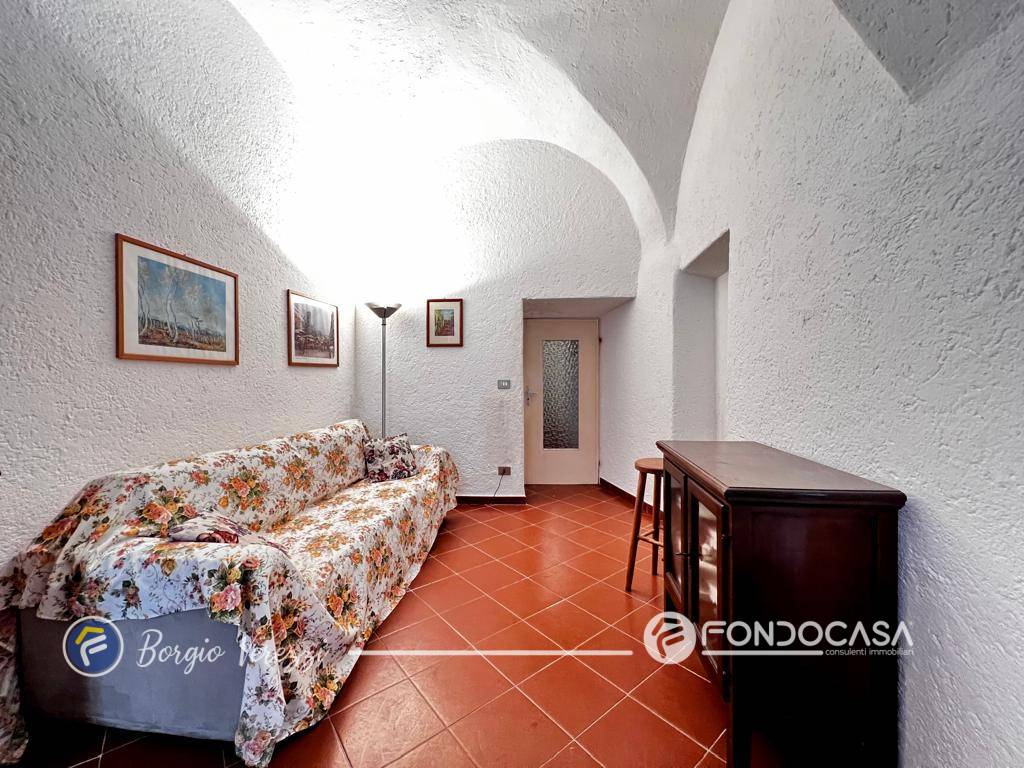 Immagine 5 di Casa indipendente in vendita  in Via San Sebastiano a Borgio Verezzi