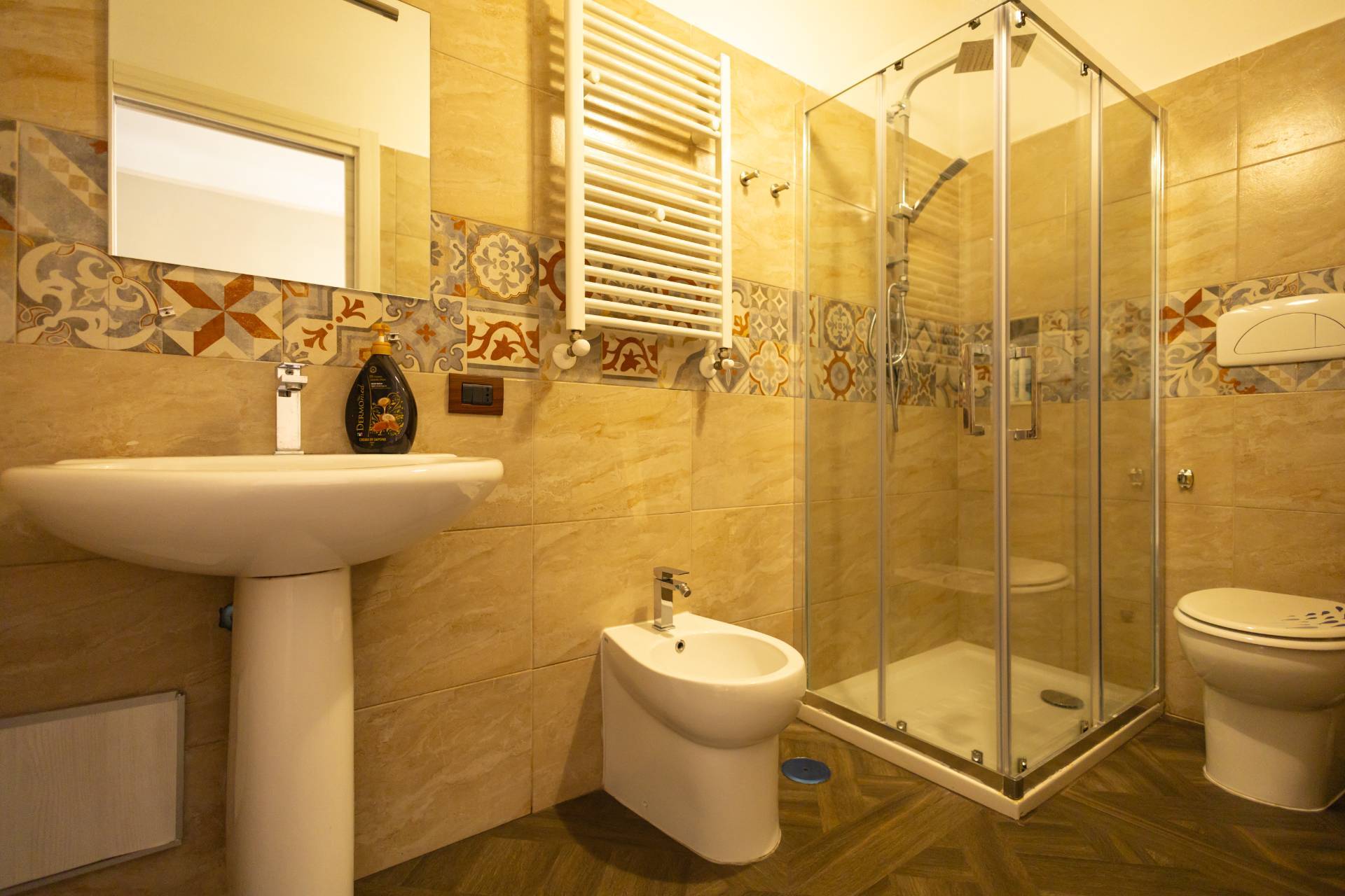 Immagine 49 di Appartamento in vendita  in VIA R.ORSINI 2 a Taranto