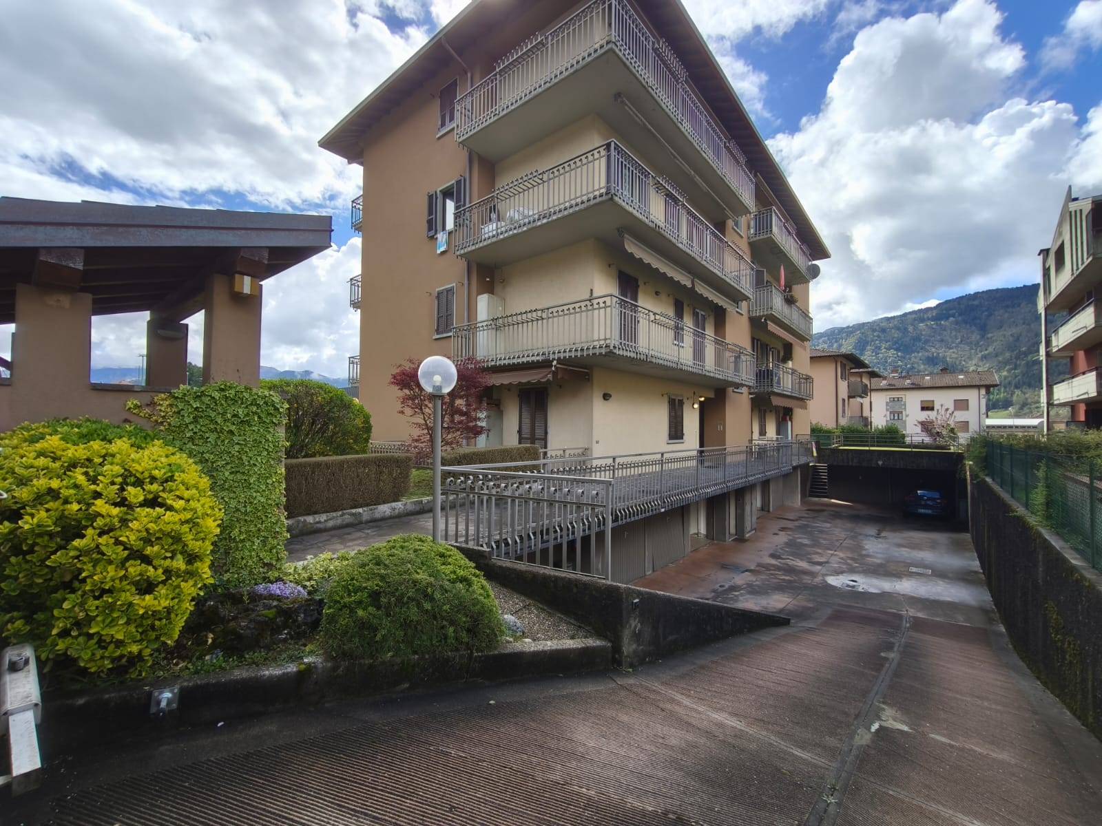 Immagine 31 di Appartamento in vendita  in Via S. Alessandro 31 a Clusone