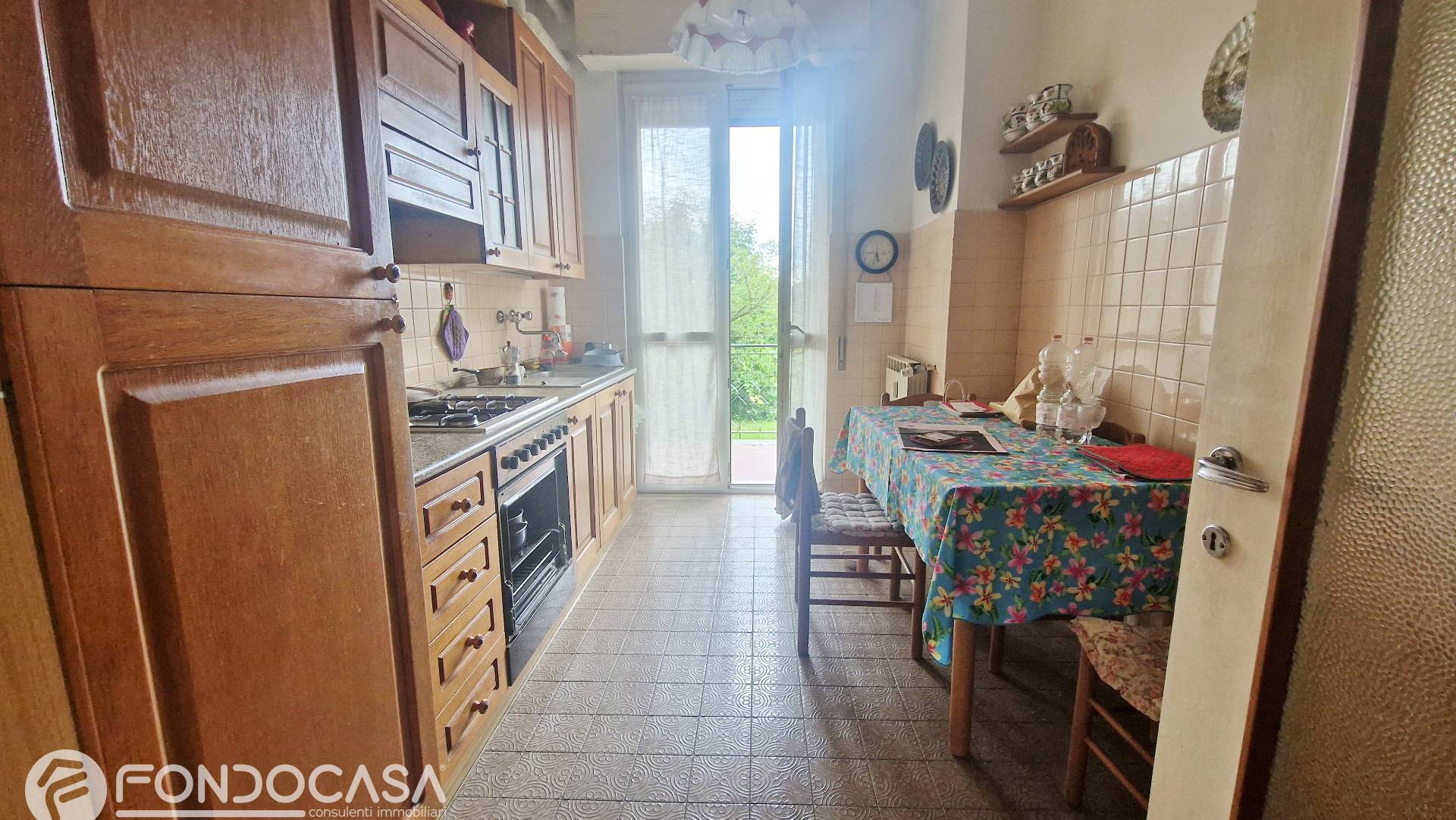 Immagine 4 di Appartamento in vendita  in VIA MUGGIO 42 a Como