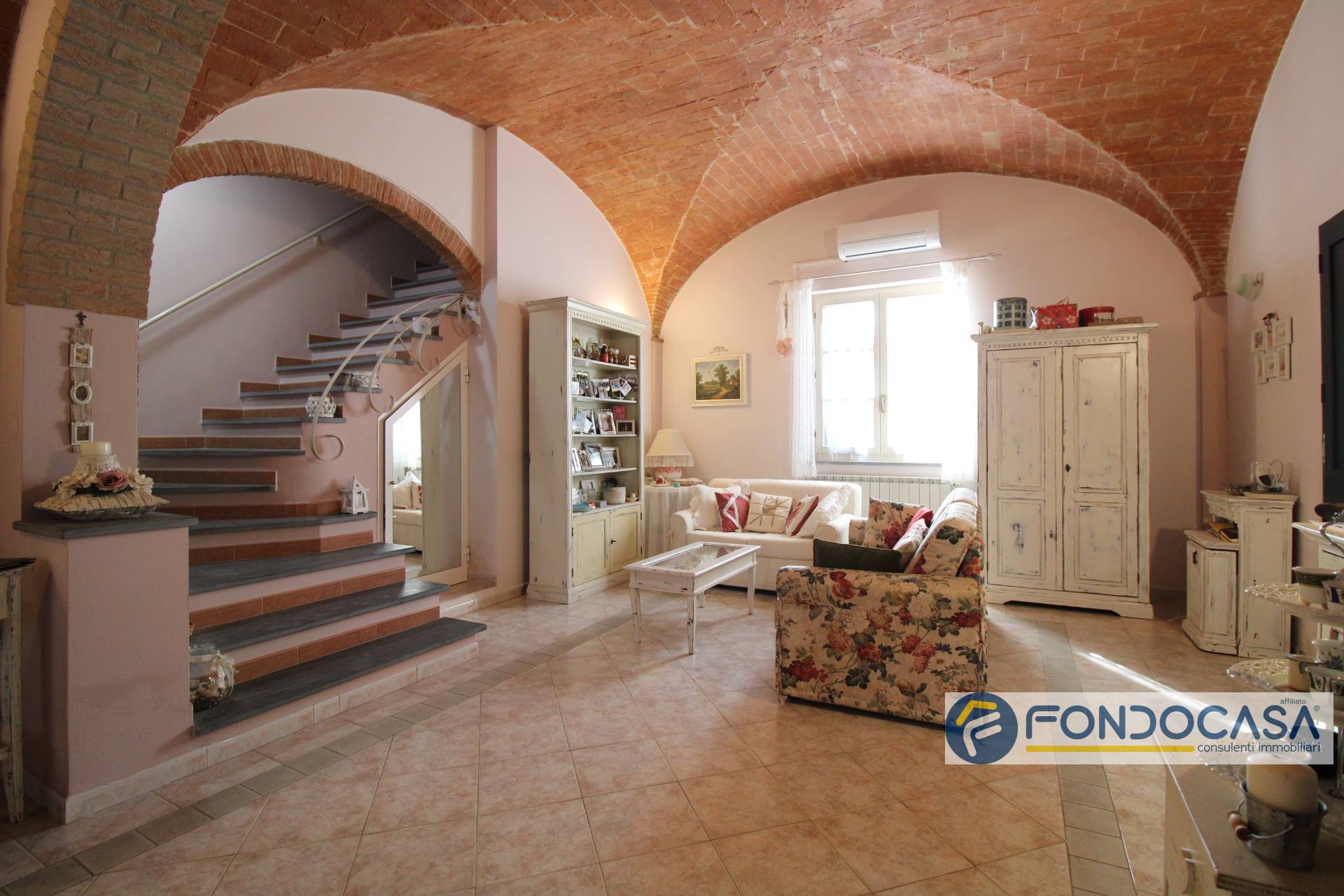 Immagine 10 di Casa indipendente in vendita  in Via San Donato a Montopoli In Val D'arno