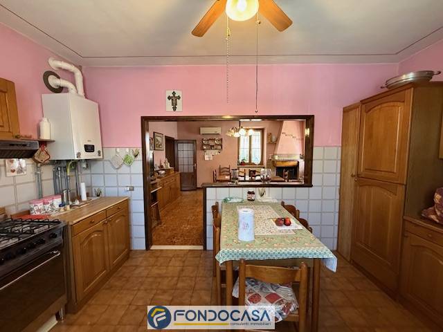 Immagine 10 di Appartamento in vendita  a Lograto