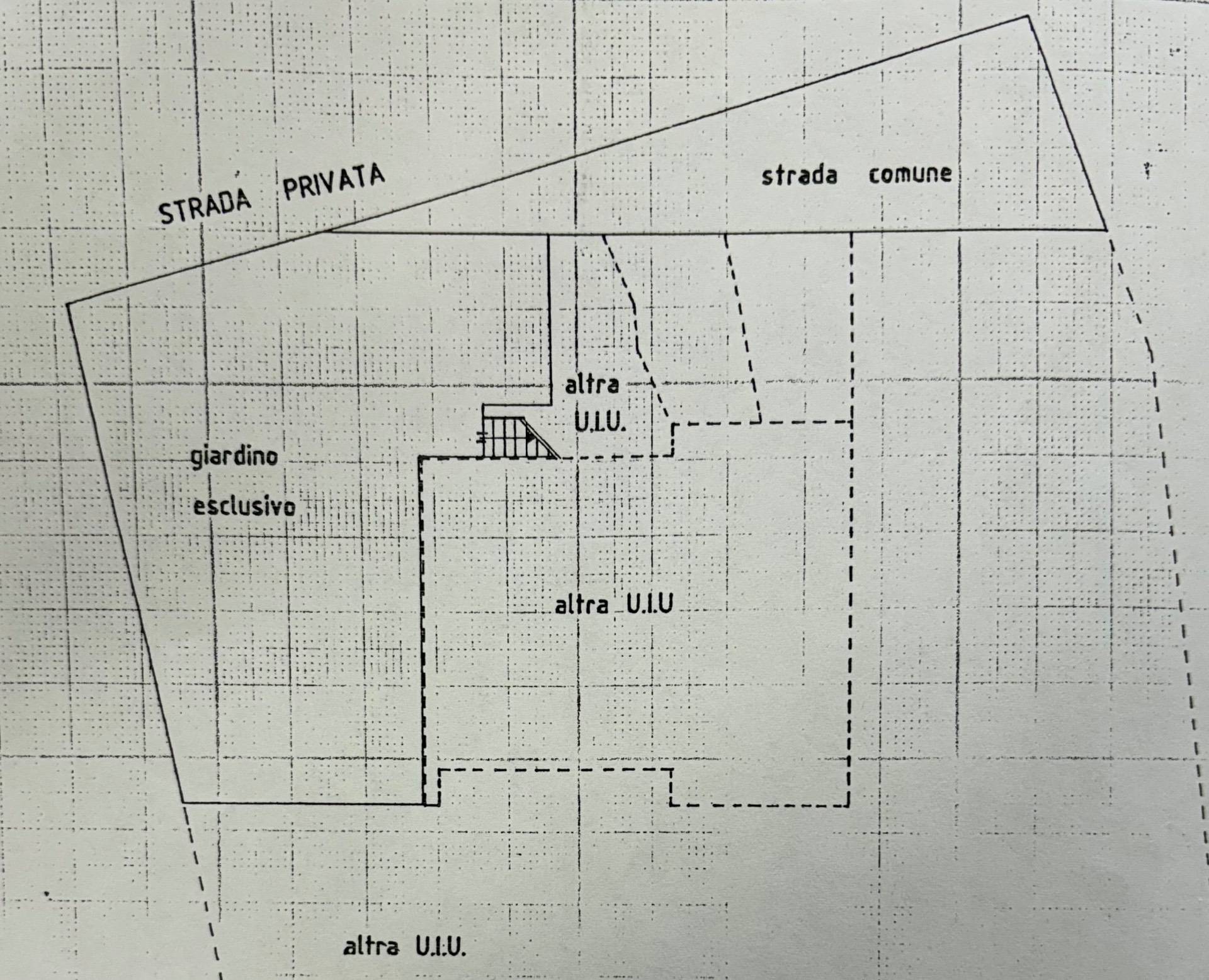 Immagine 23 di Appartamento in vendita  in Via dei laghetti 2 a Ardesio