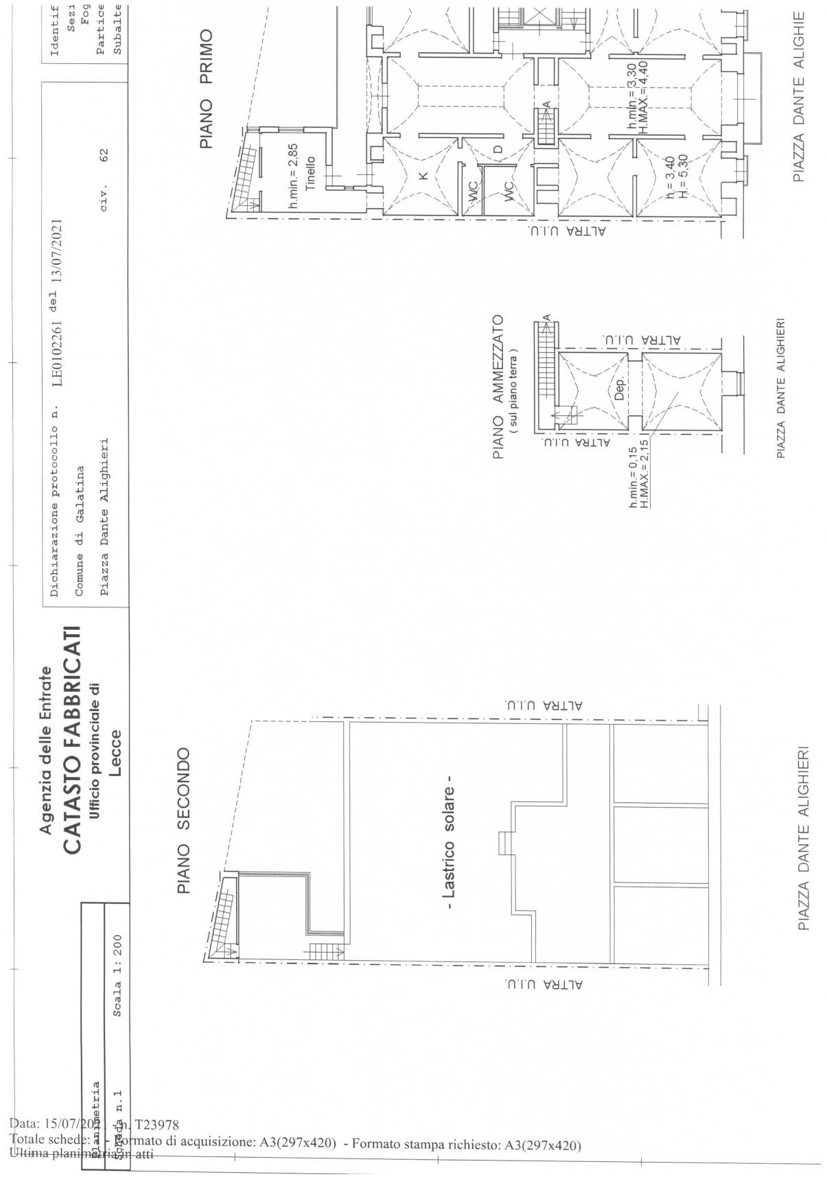 Immagine 25 di Palazzo in vendita  in Piazza Dante Alighieri 61-62-63 a Galatina