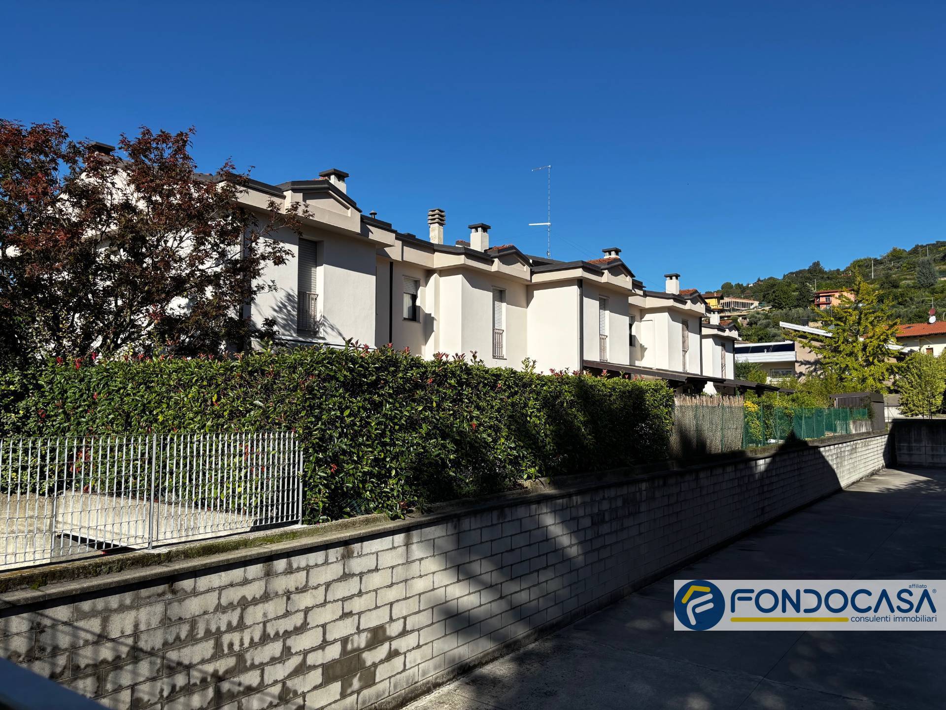 Immagine 1 di Villetta a schiera in vendita  in VIA RIMEMBRANZE 4 a Chiuduno