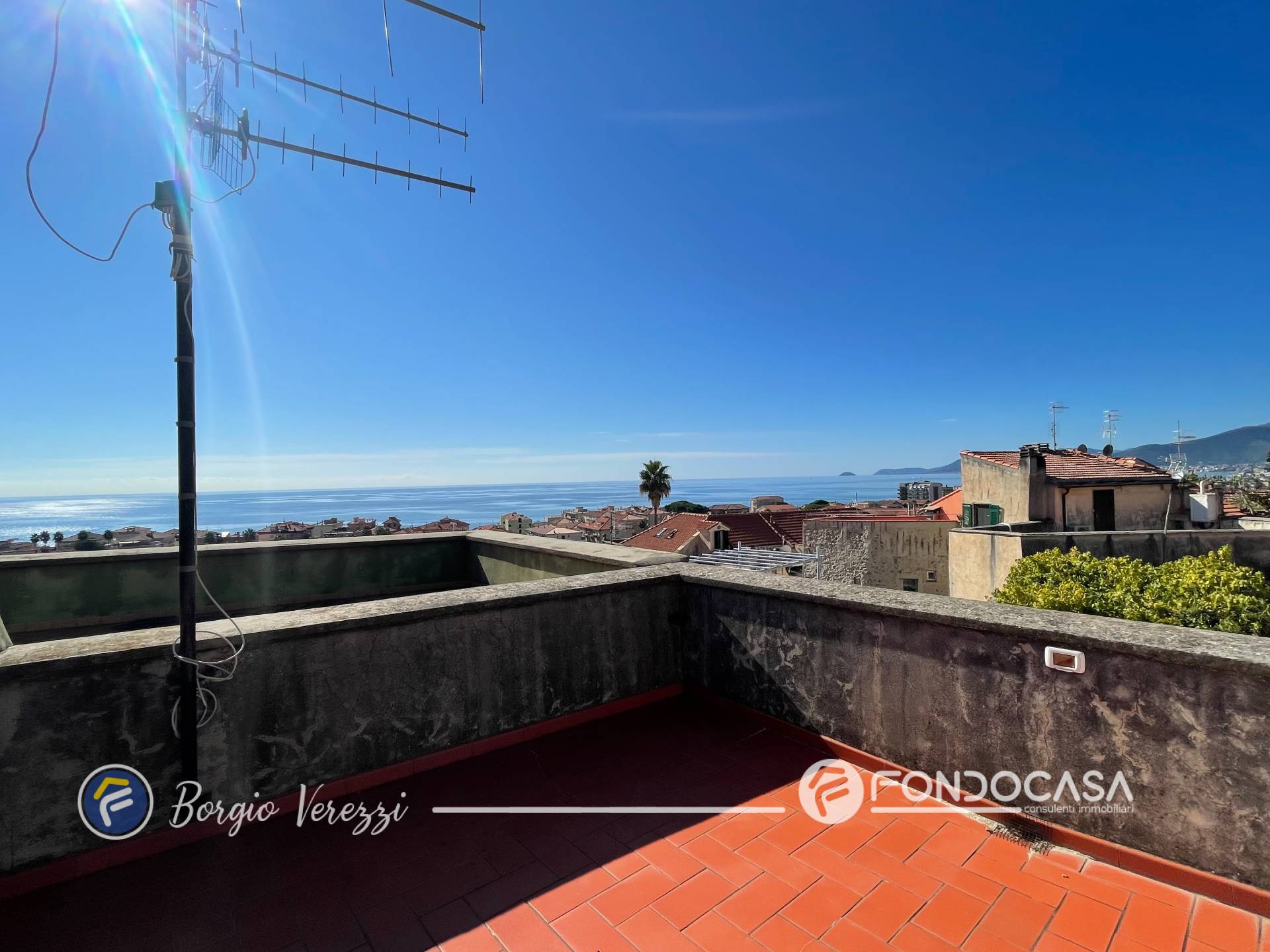 Immagine 25 di Casa indipendente in vendita  in Via San Sebastiano a Borgio Verezzi