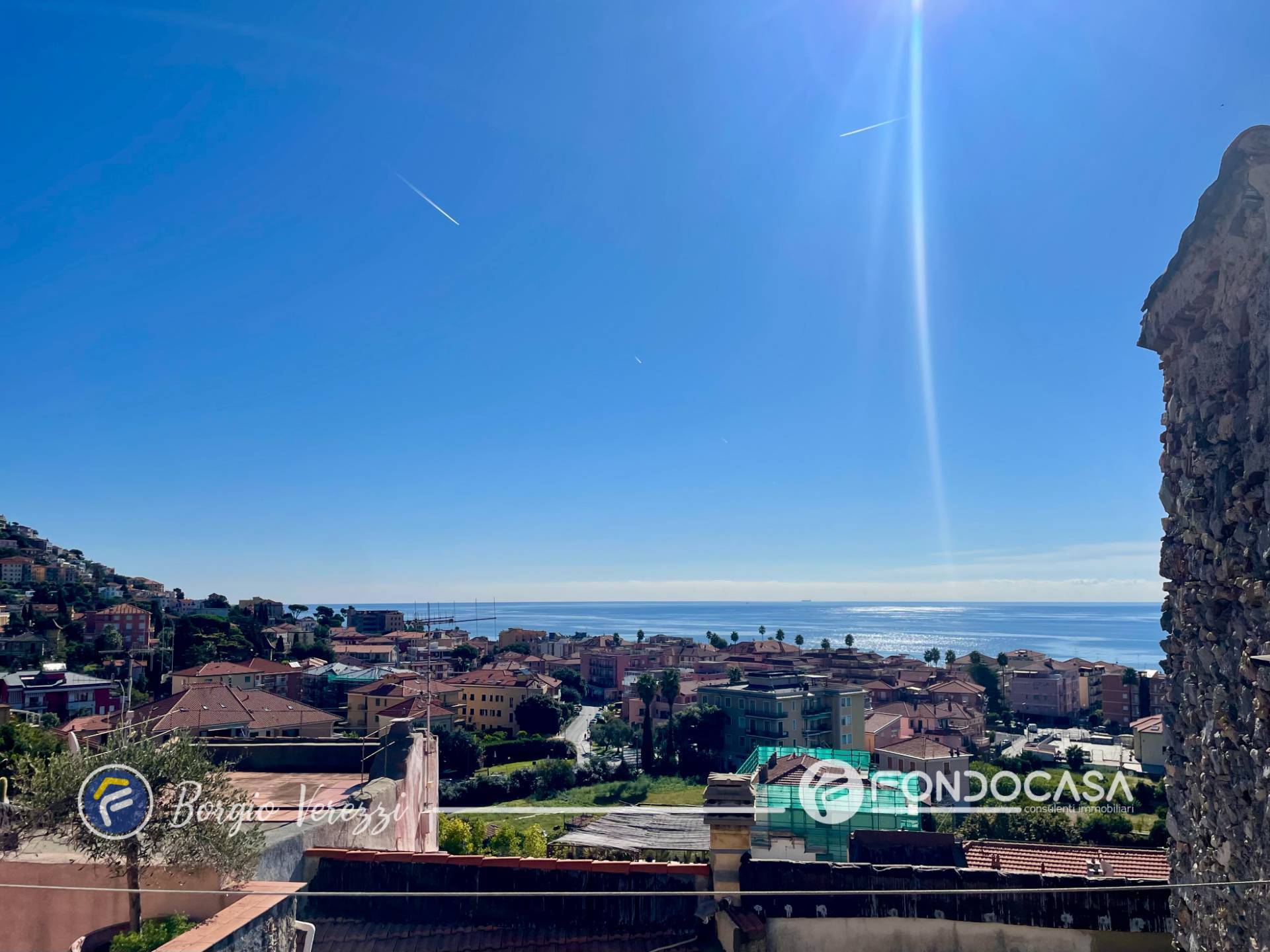 Immagine 1 di Casa indipendente in vendita  in Via San Sebastiano a Borgio Verezzi