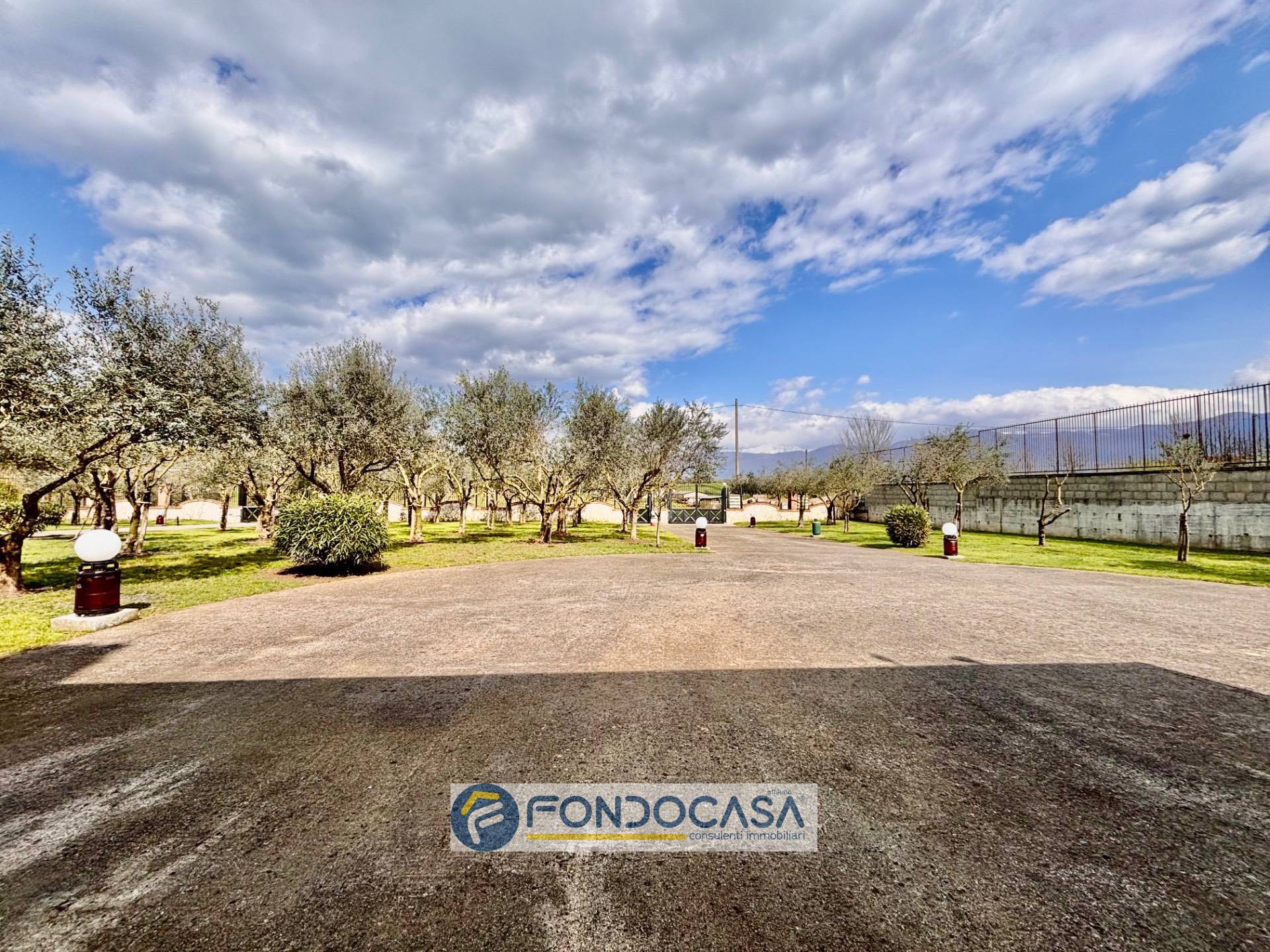 Immagine 18 di Villa in vendita  in via fraulisi a Alvignano