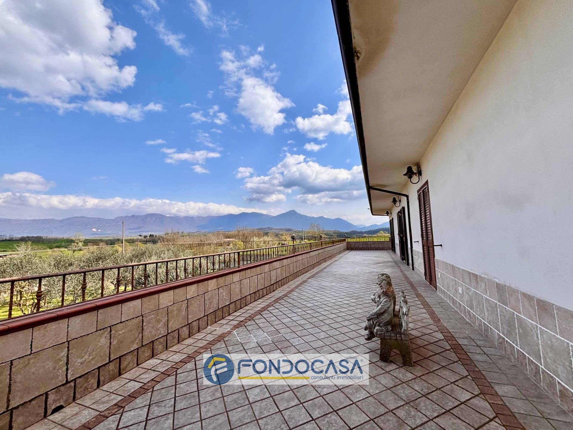 Immagine 20 di Villa in vendita  in via fraulisi a Alvignano