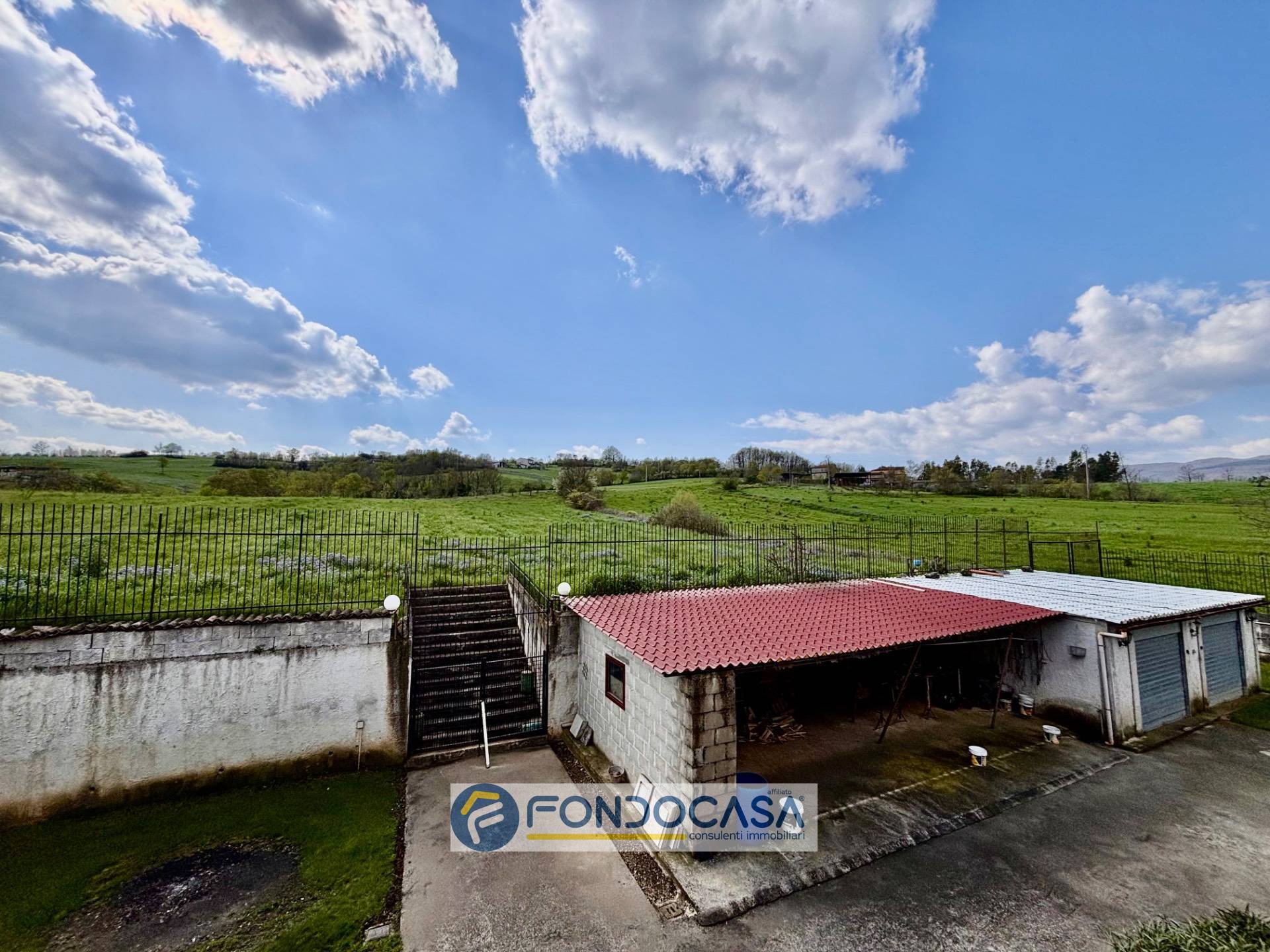 Immagine 30 di Villa in vendita  in via fraulisi a Alvignano