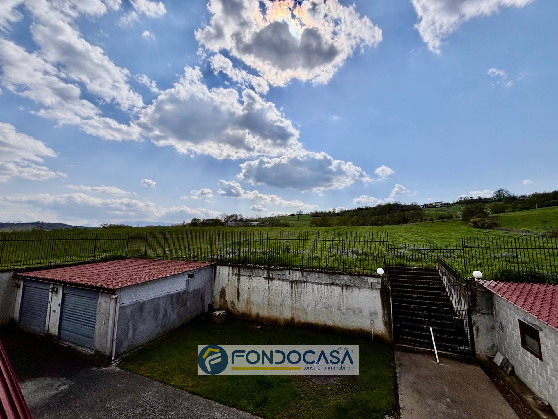 Immagine 31 di Villa in vendita  in via fraulisi a Alvignano