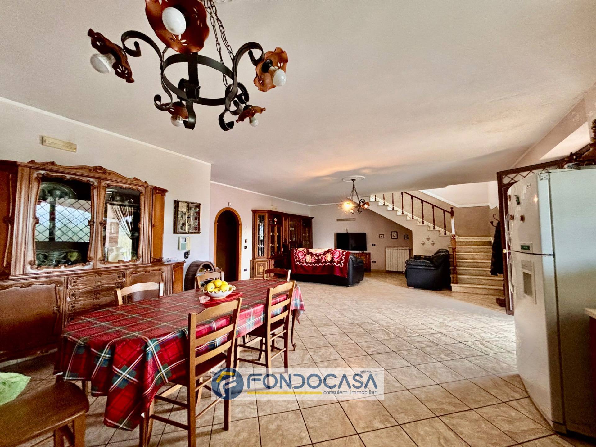 Immagine 35 di Villa in vendita  in via fraulisi a Alvignano