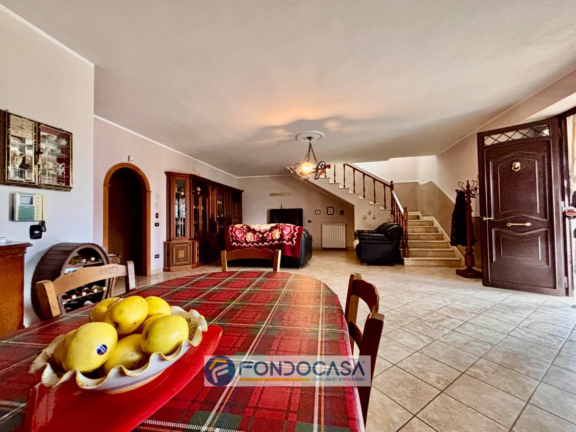 Immagine 36 di Villa in vendita  in via fraulisi a Alvignano