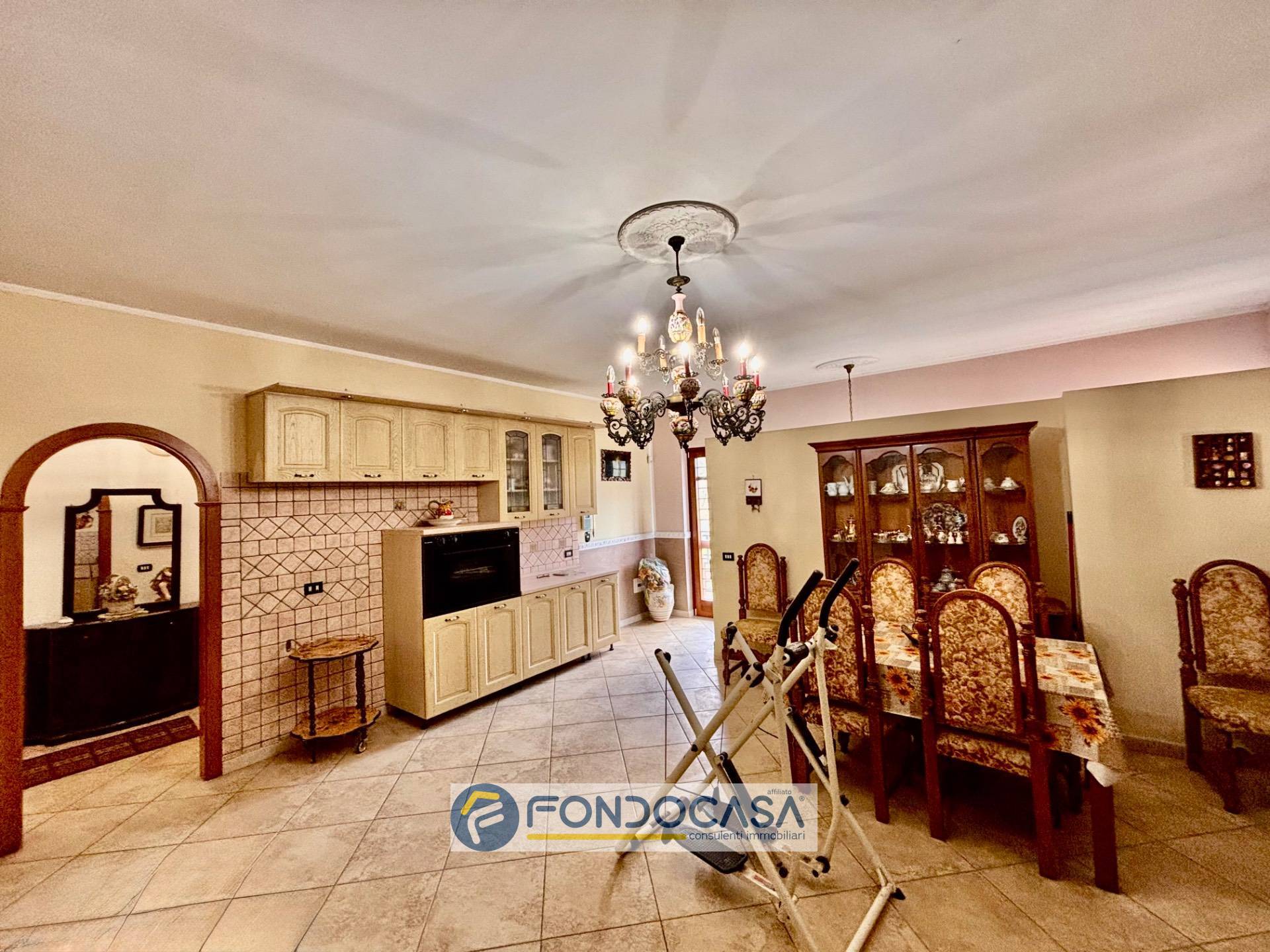 Immagine 45 di Villa in vendita  in via fraulisi a Alvignano