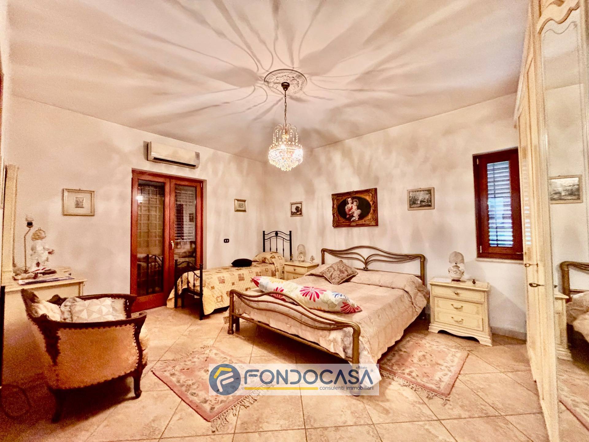 Immagine 48 di Villa in vendita  in via fraulisi a Alvignano