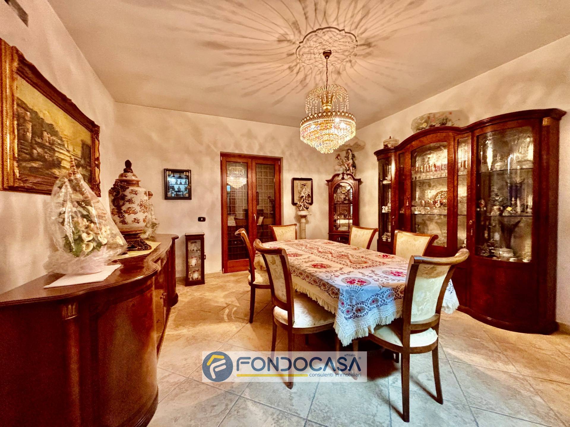 Immagine 55 di Villa in vendita  in via fraulisi a Alvignano