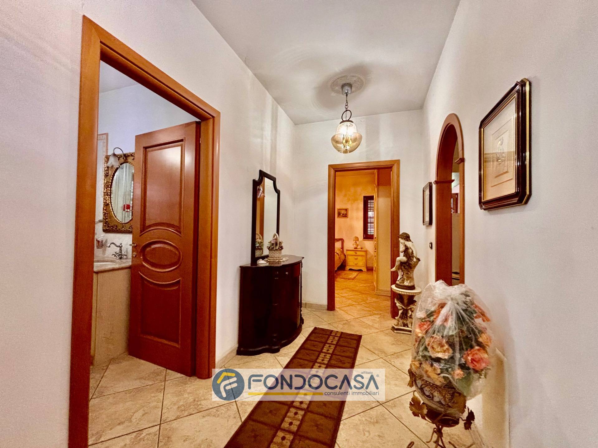 Immagine 56 di Villa in vendita  in via fraulisi a Alvignano