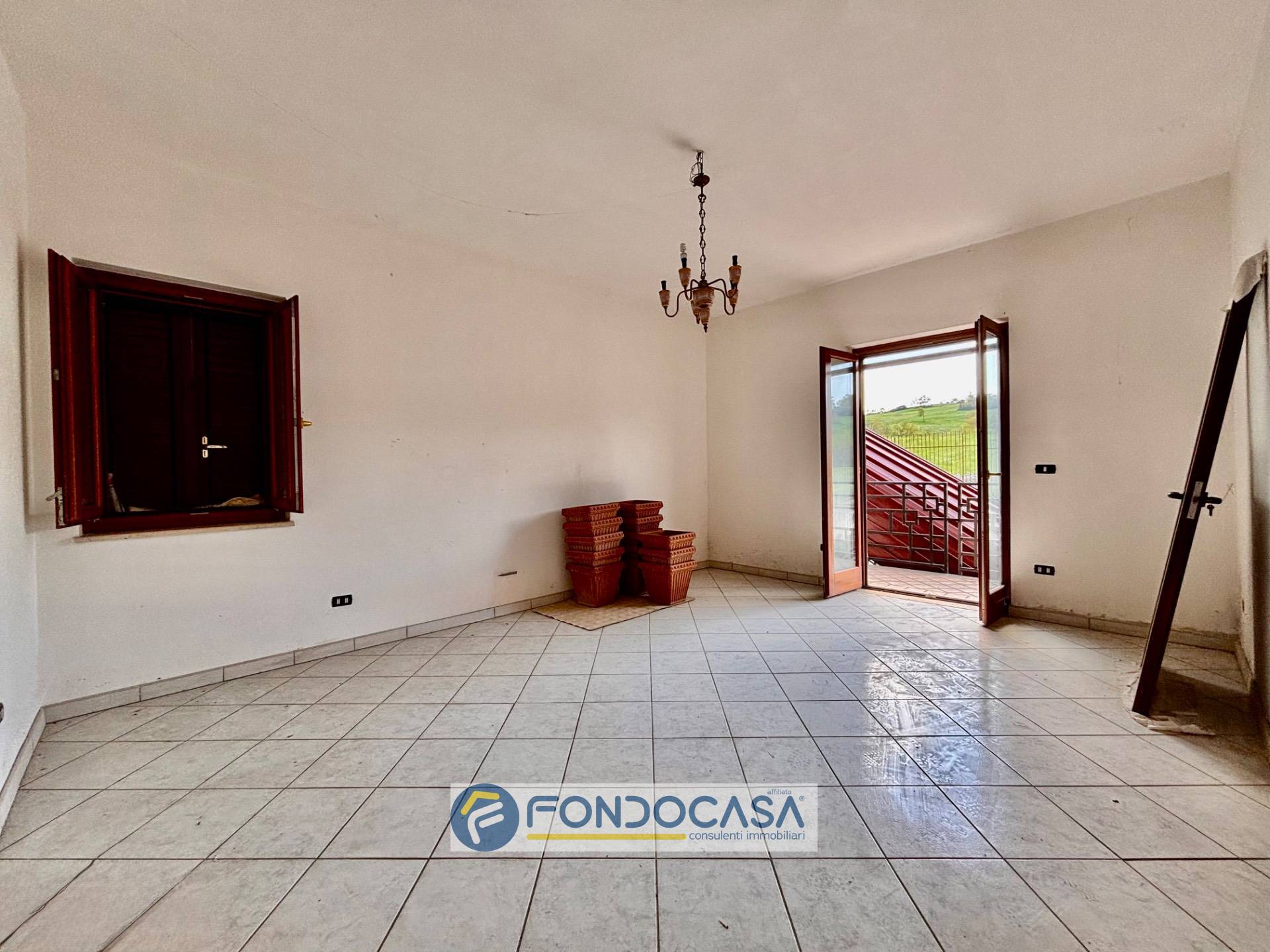 Immagine 73 di Villa in vendita  in via fraulisi a Alvignano