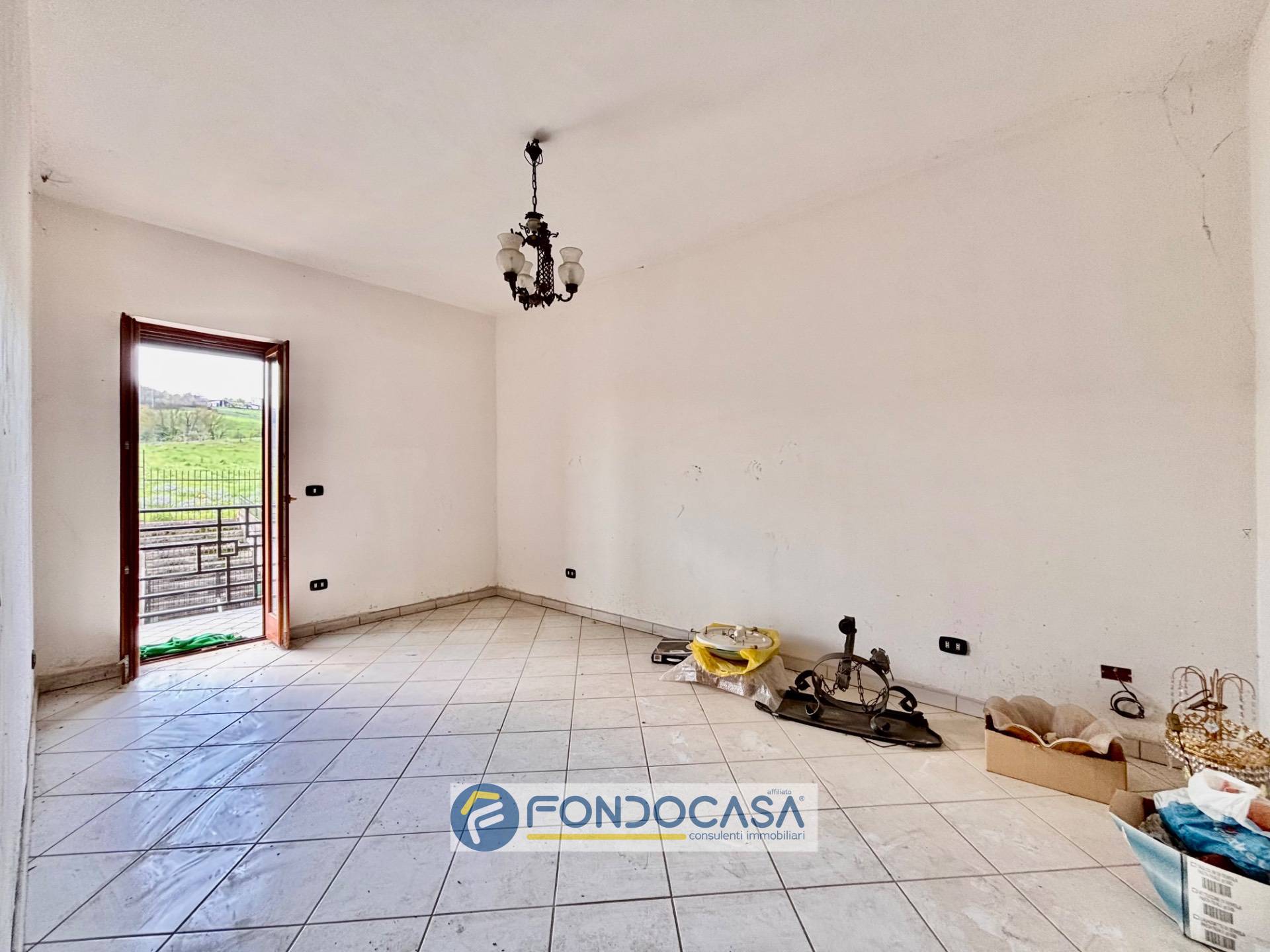 Immagine 75 di Villa in vendita  in via fraulisi a Alvignano