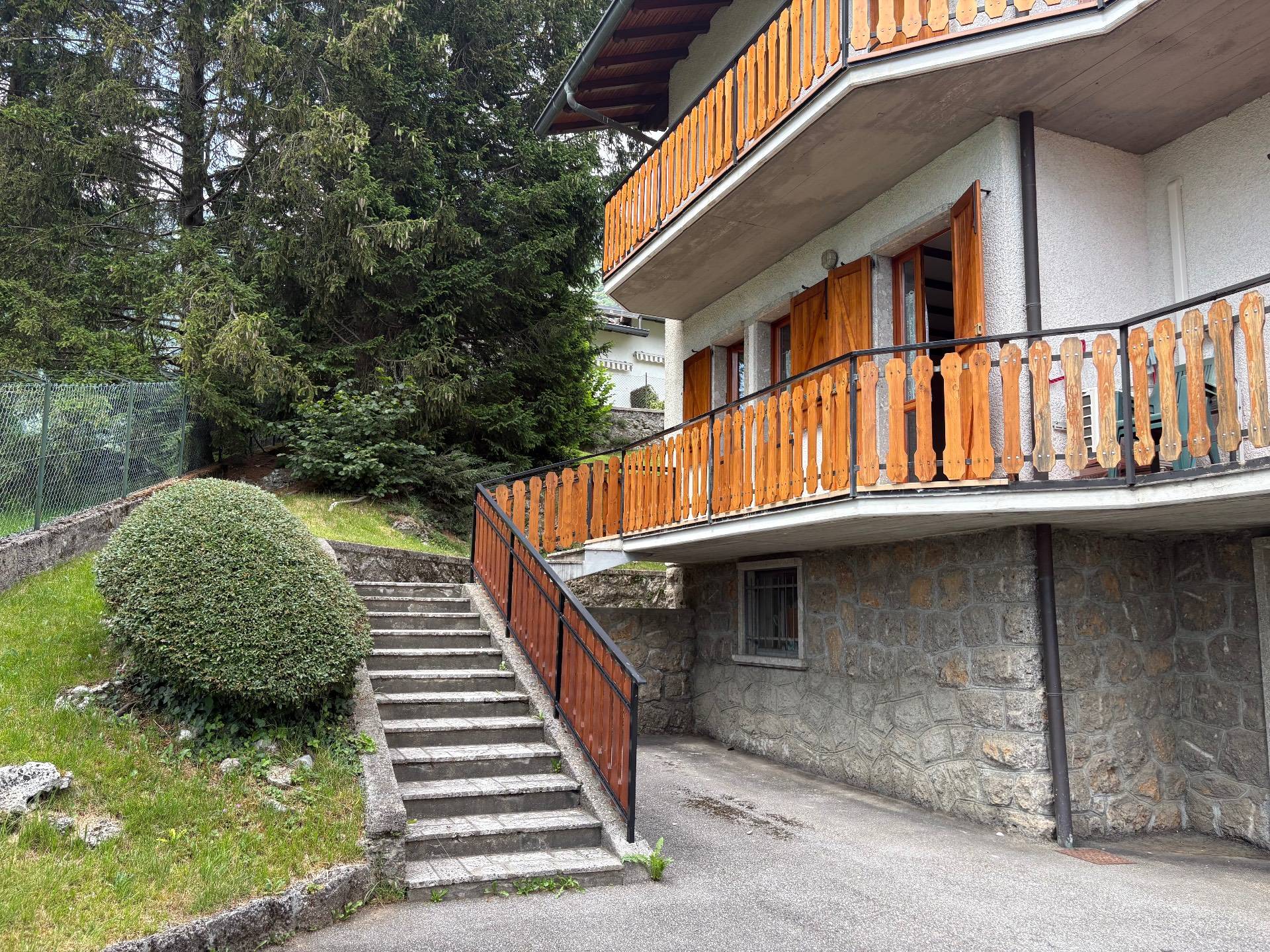Immagine 10 di Appartamento in affitto  in Via Cadorna 8 a Ardesio