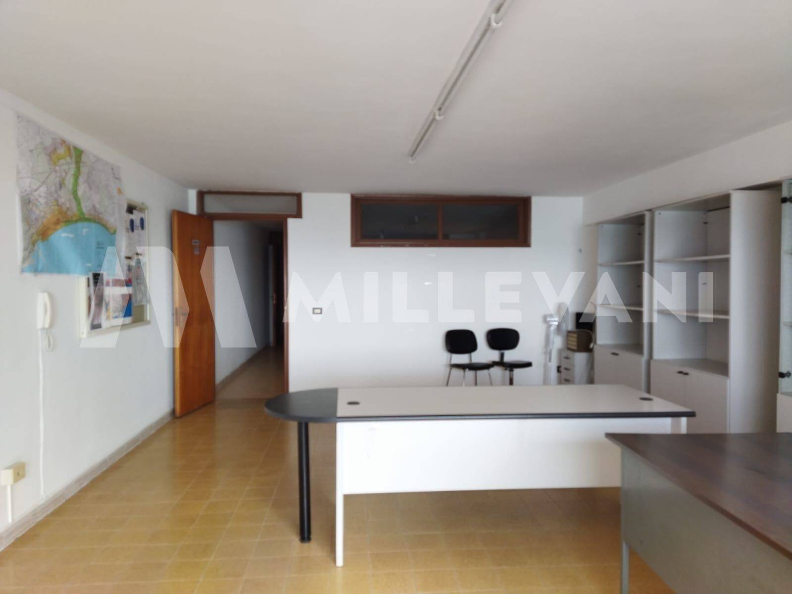 Immagine 7 di Appartamento in vendita  in Via Enrico Giunta a Pozzallo