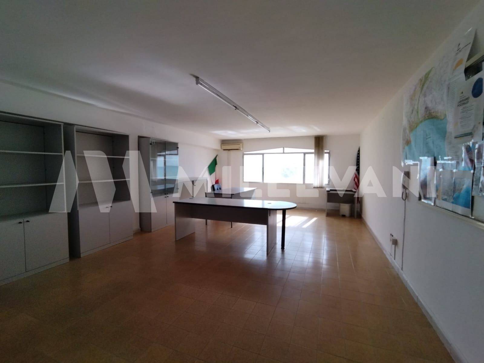 Immagine 9 di Appartamento in vendita  in Via Enrico Giunta a Pozzallo