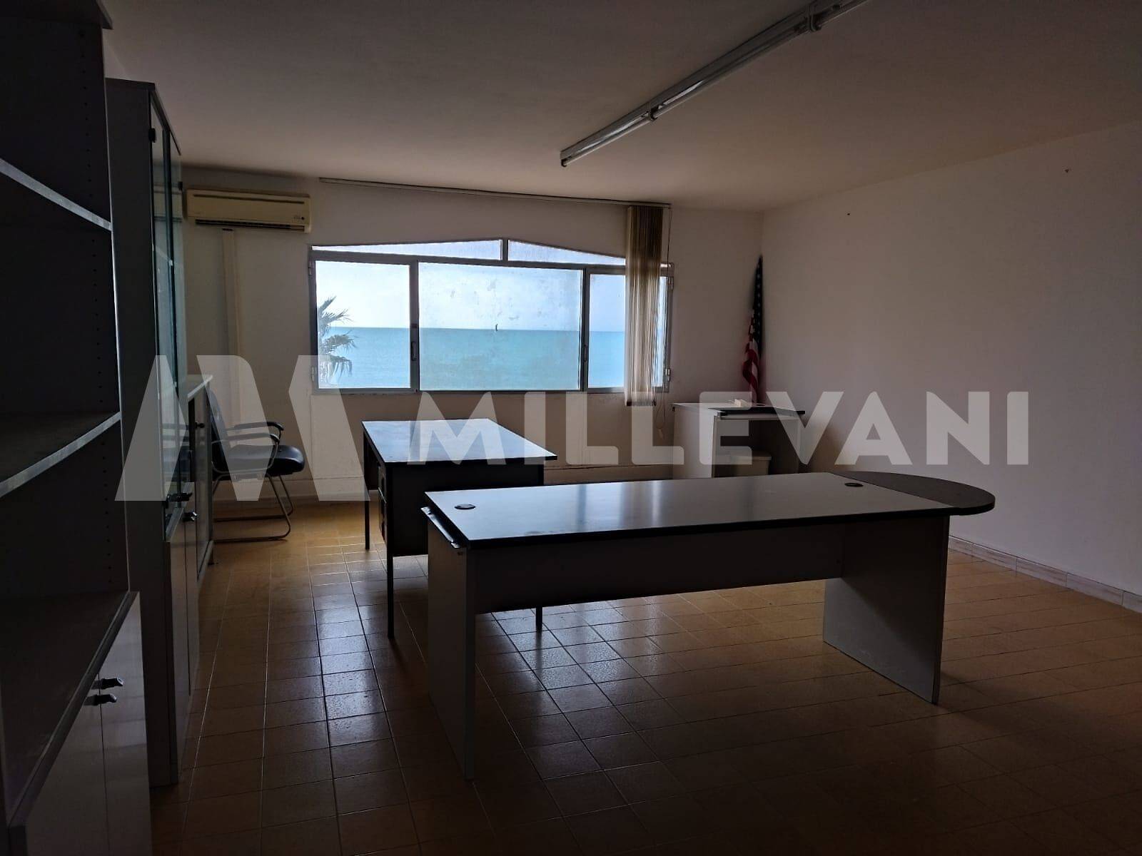 Immagine 10 di Appartamento in vendita  in Via Enrico Giunta a Pozzallo