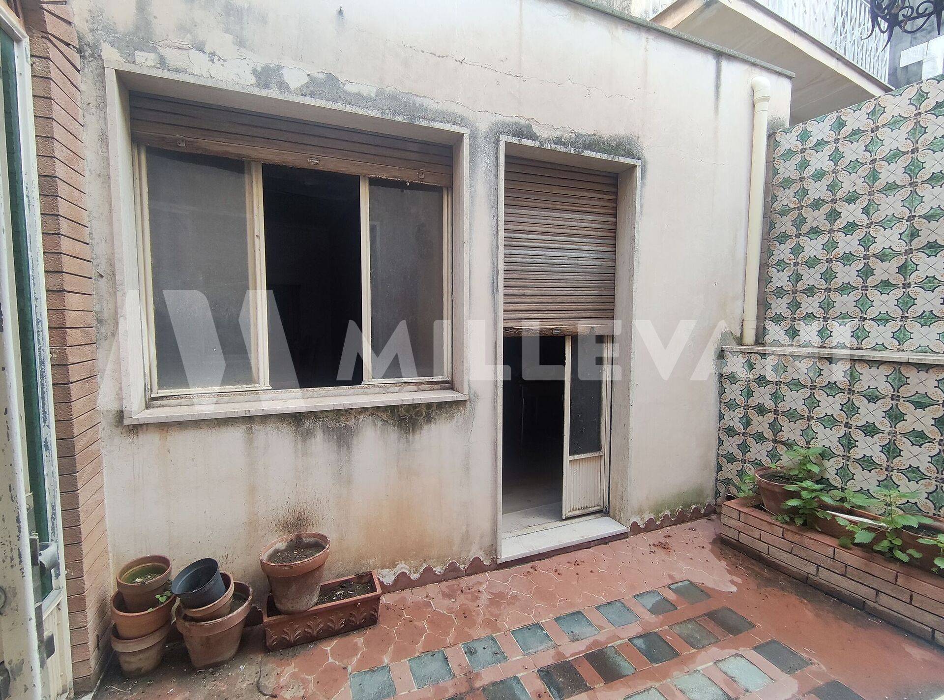 Immagine 15 di Albergo/B&B/Residence in vendita  in Via Principessa Elena 103 a Comiso