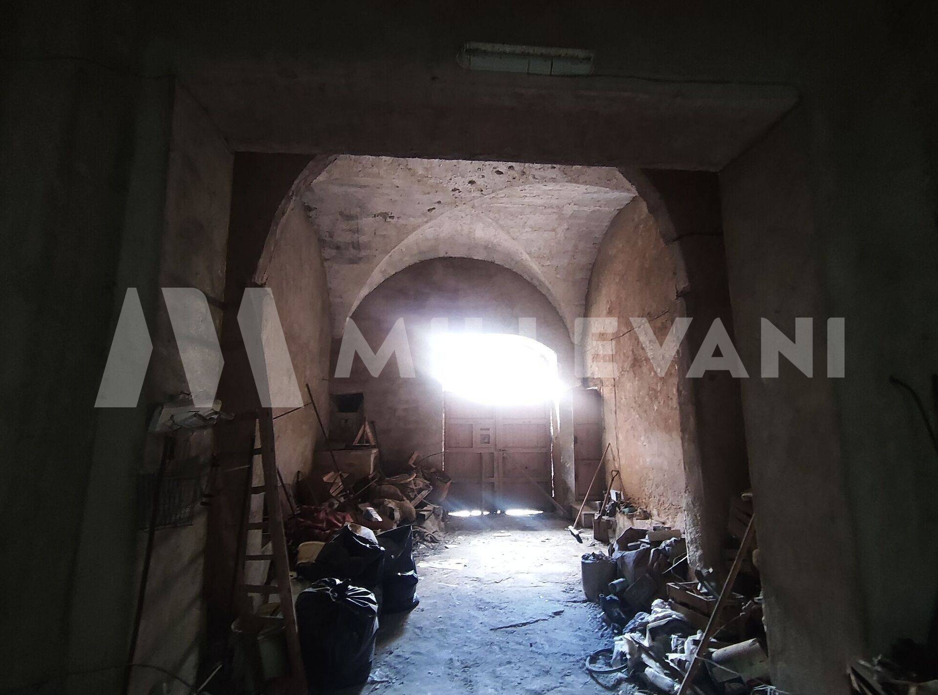 Immagine 17 di Albergo/B&B/Residence in vendita  in Via Principessa Elena 103 a Comiso