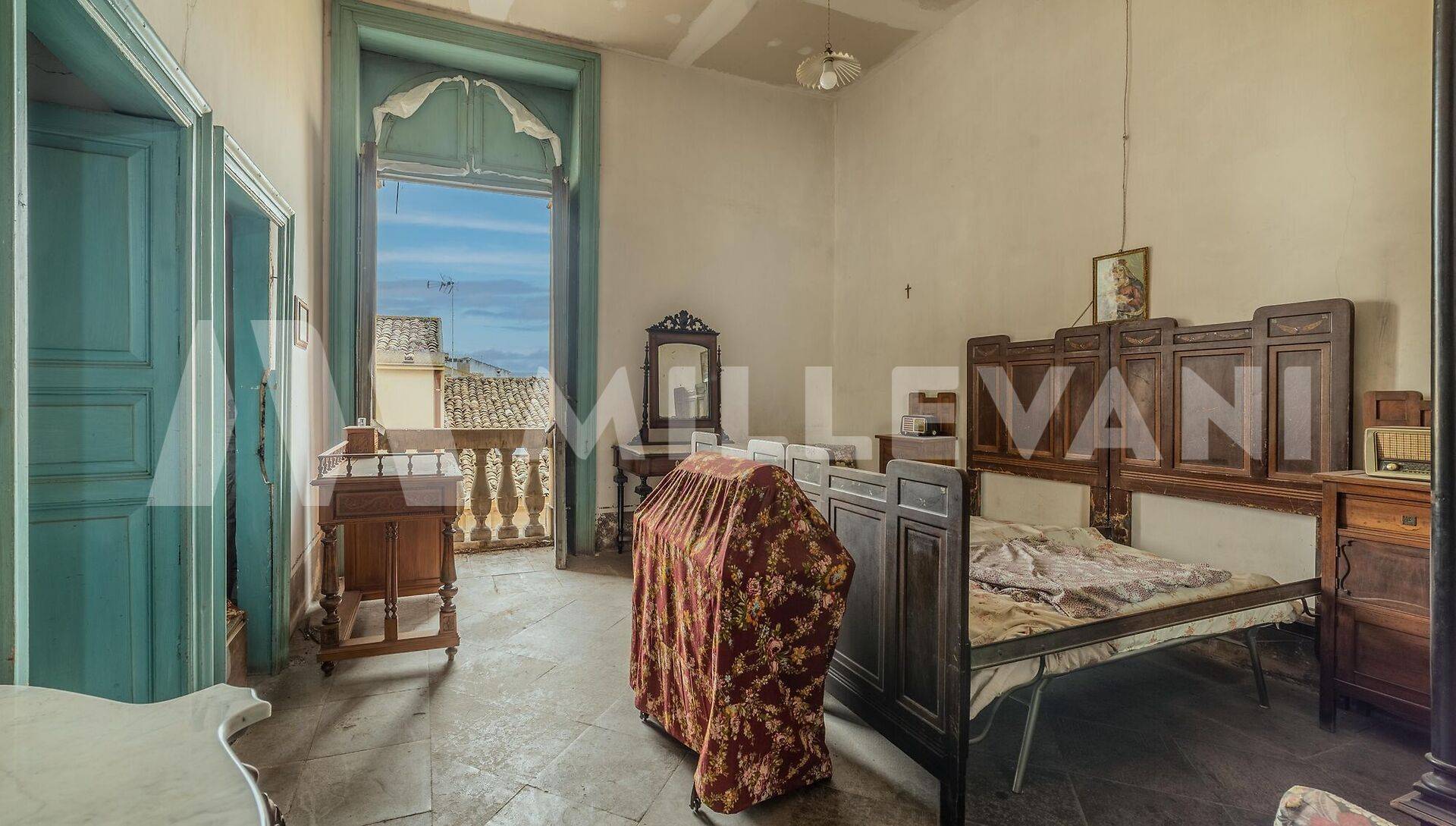 Immagine 21 di Albergo/B&B/Residence in vendita  in Via La Marmora a Vittoria