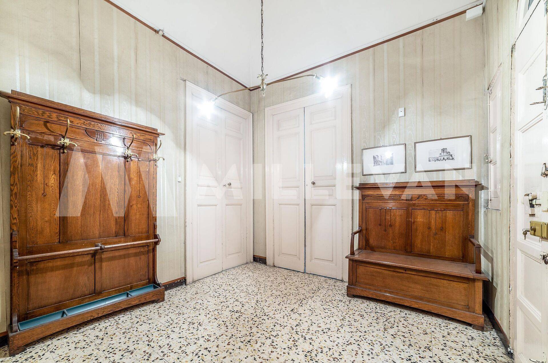 Immagine 25 di Albergo/B&B/Residence in vendita  in Via La Marmora a Vittoria