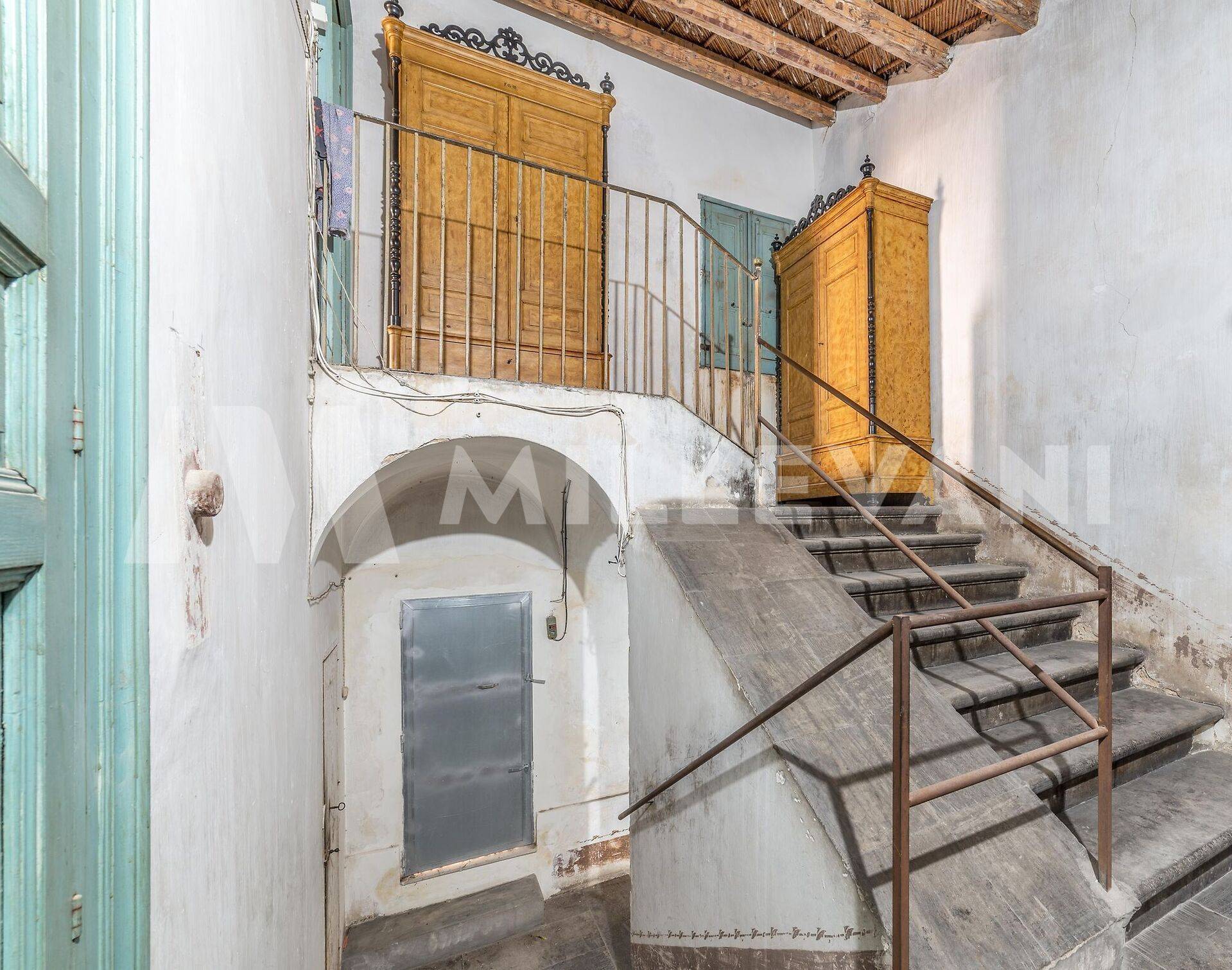 Immagine 29 di Albergo/B&B/Residence in vendita  in Via La Marmora a Vittoria