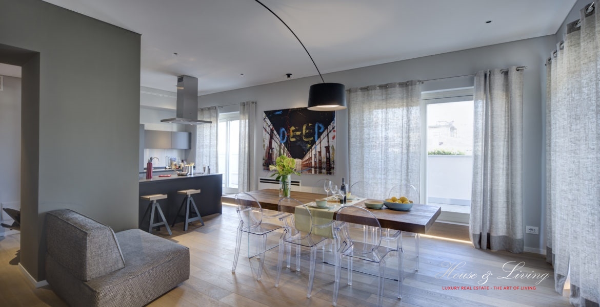 Immagine 6 di Attico in affitto  a Torino