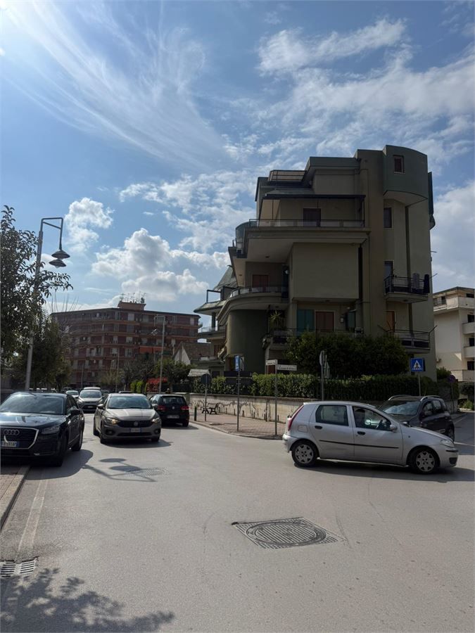 Foto annuncio 3