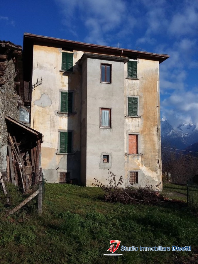 Immagine 2 di Villa in vendita  147 a Corteno Golgi
