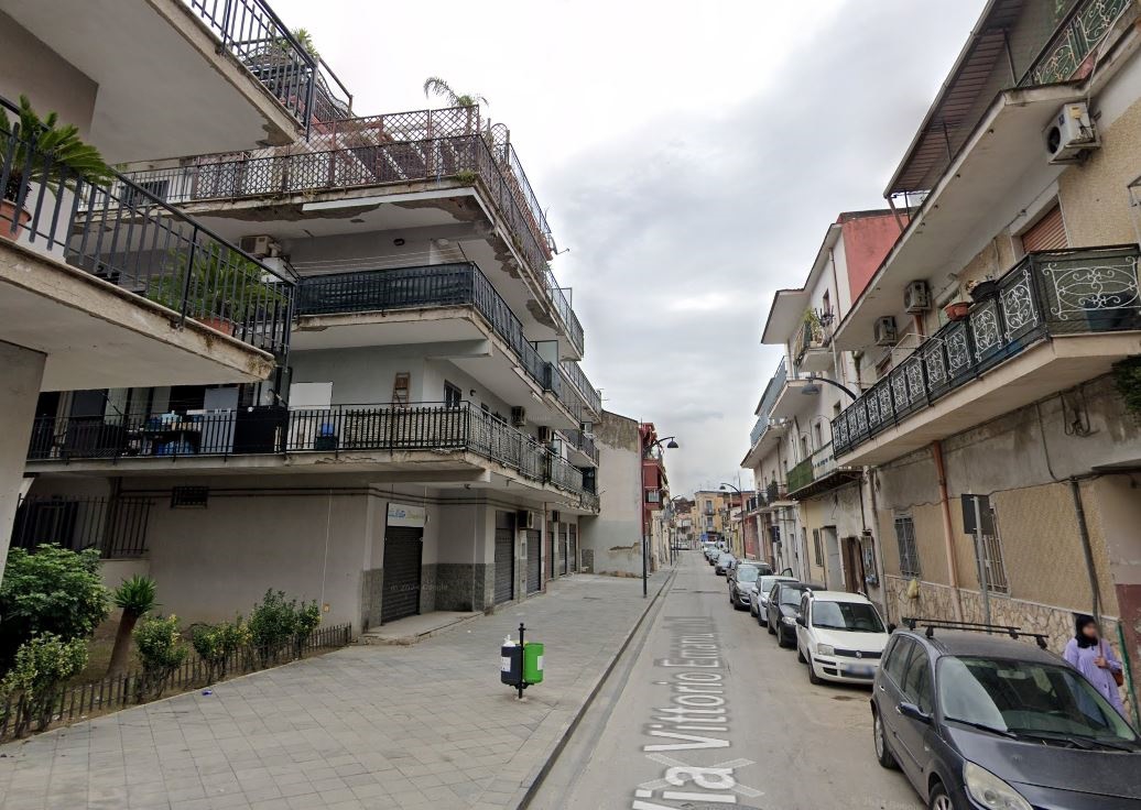 Immagine 3 di Negozio in affitto  185 a Casalnuovo Di Napoli