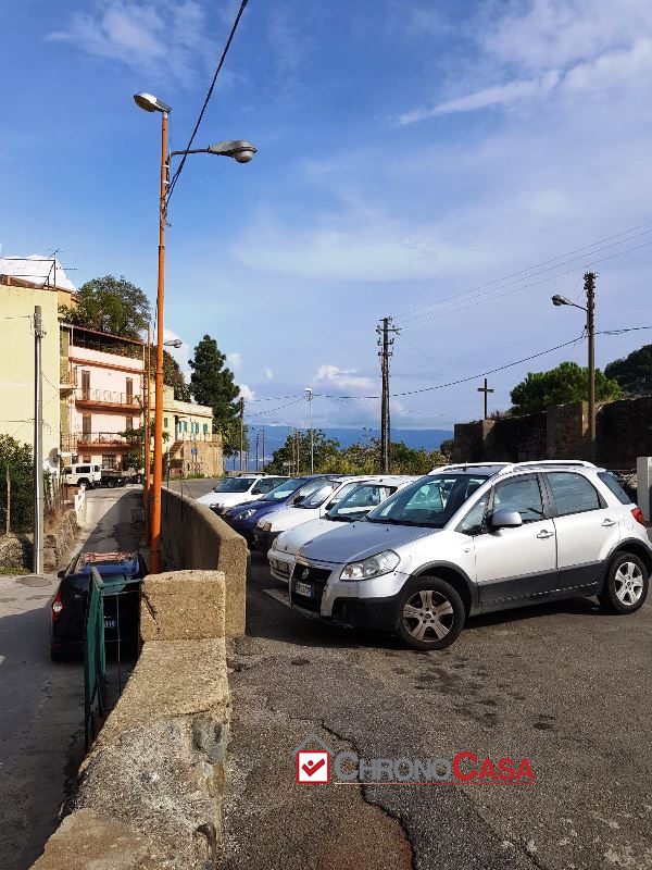 Immagine 4 di Rustico / casale in vendita  a Messina