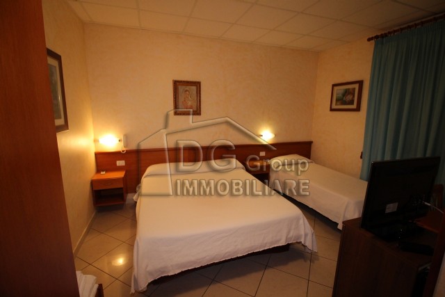 Immagine 8 di Albergo/B&B/Residence in vendita  a Alcamo