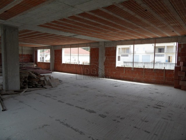 Immagine 8 di Negozio in vendita  a Alcamo