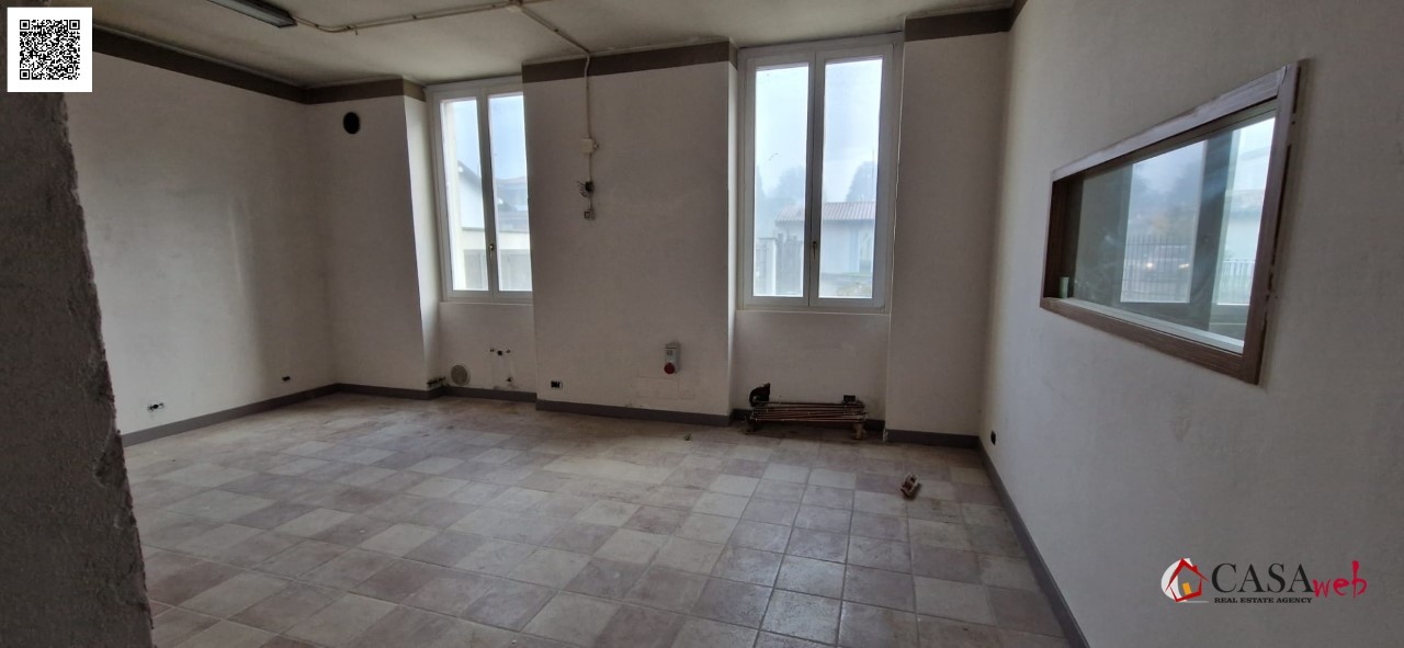 Immagine 10 di Ufficio in vendita  a Inzago