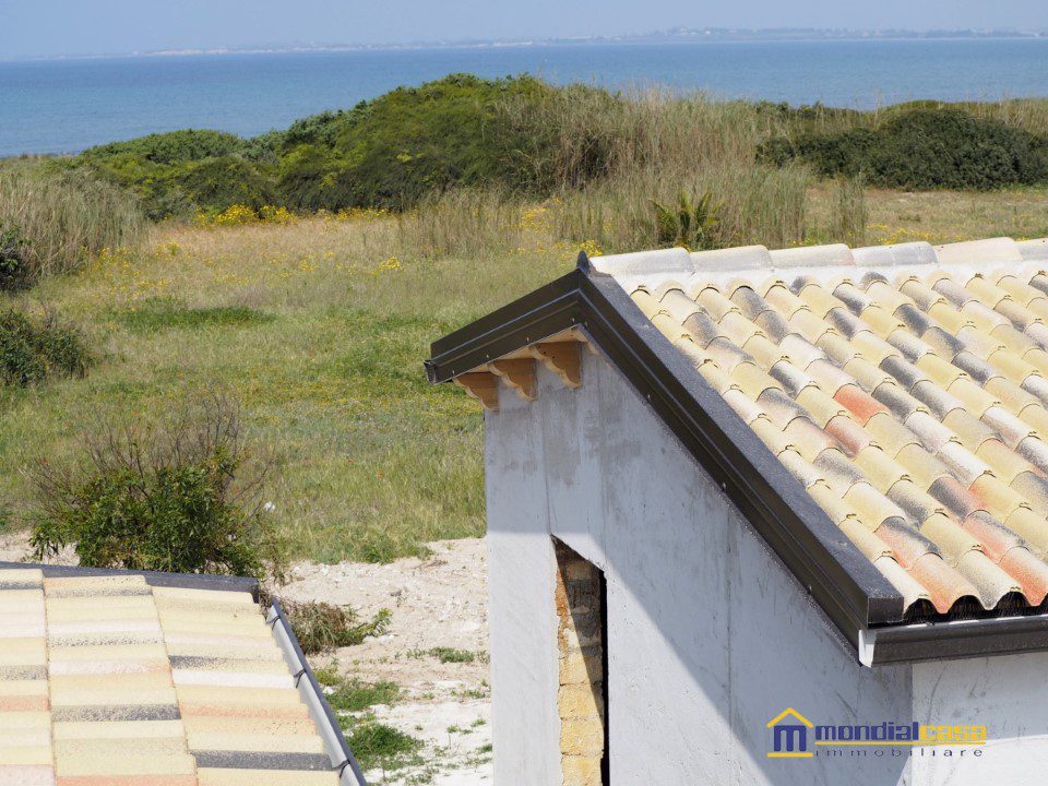 Immagine 5 di Rustico / casale in vendita  a Pachino