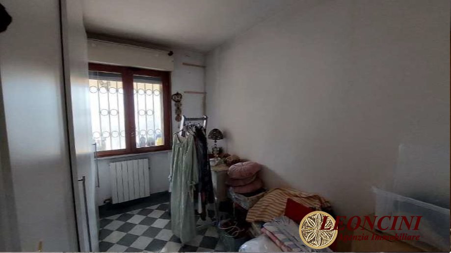 Immagine 6 di Appartamento in vendita  1 a Massa