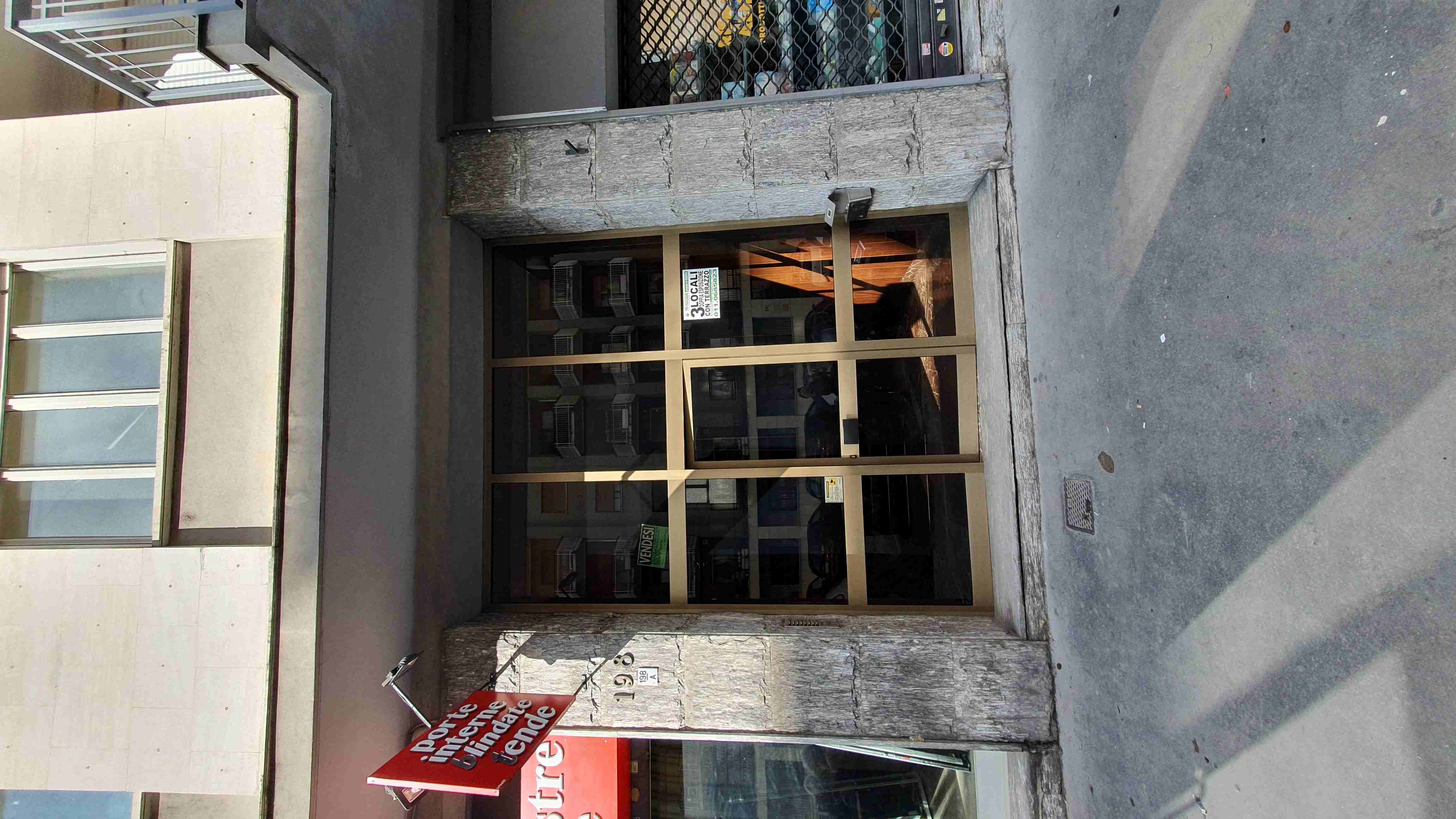 Immagine 3 di Appartamento in vendita  198 a Torino